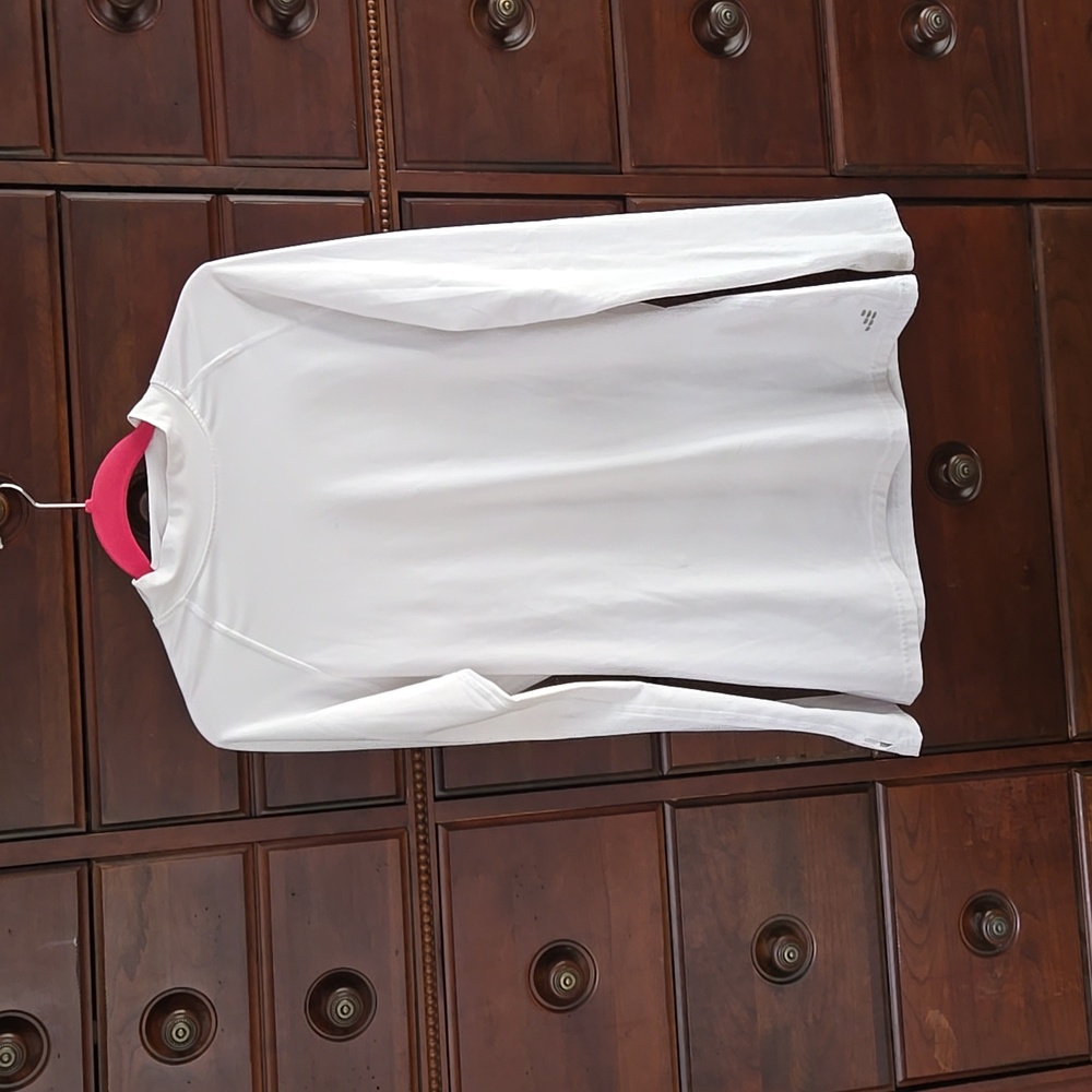 BCG Brand Women's Layering/Ski Top Size XL White